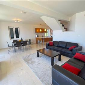 9 Bedroom Villa with Pool and Sea Views in Cavtat, sleeps 18